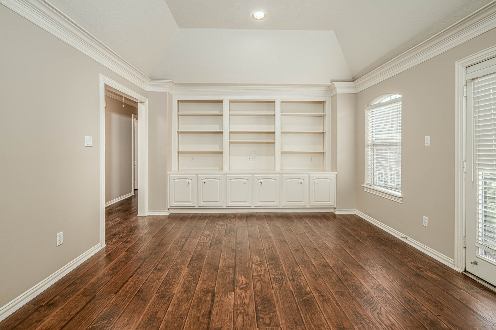 5522 Olympiad Drive Property Photo 18