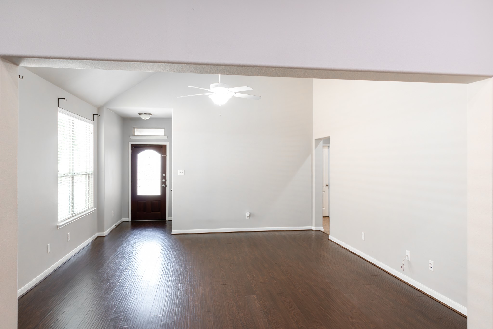 17227 Marquette Point Lane Property Photo 3