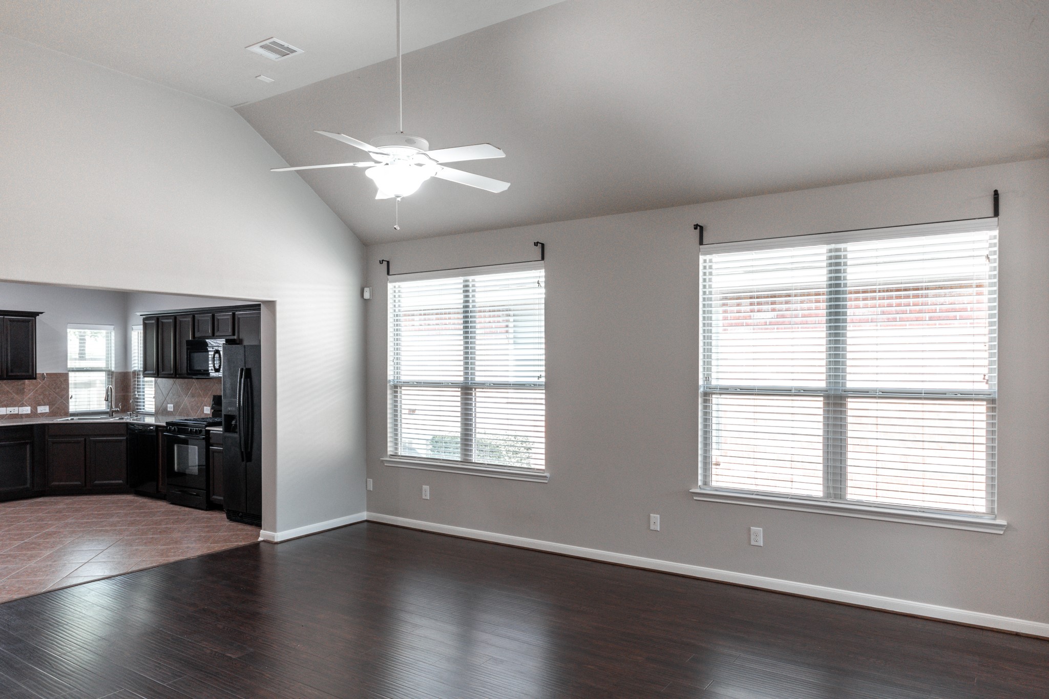 17227 Marquette Point Lane Property Photo 4