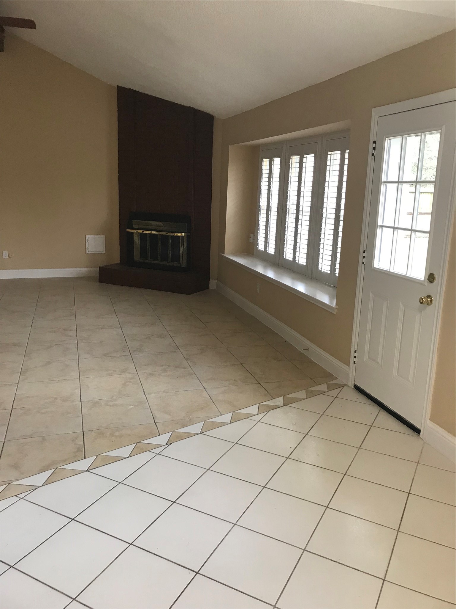 11519 Bickwood Drive Property Photo 8