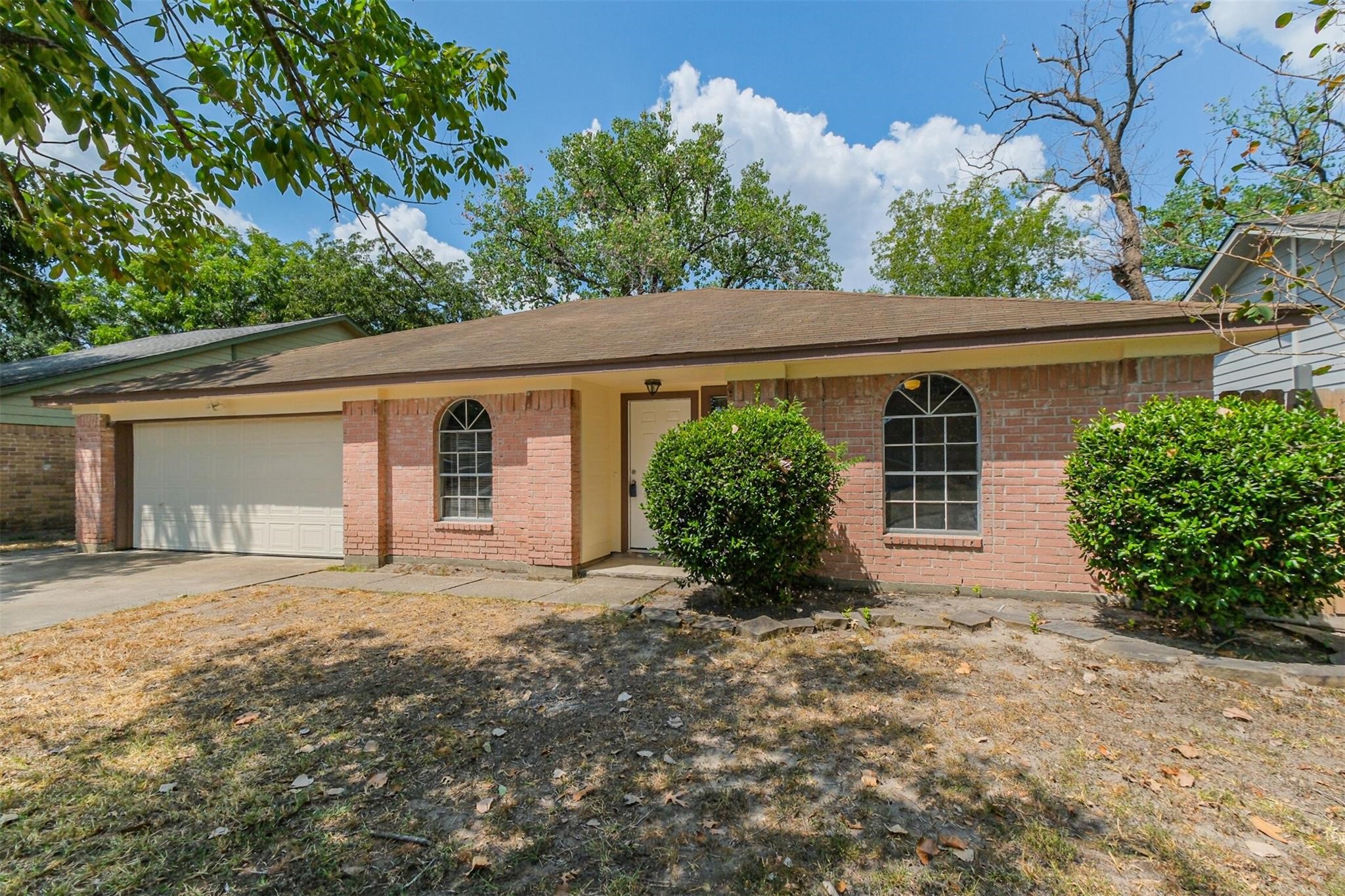 10822 White Oak Bend Drive Property Photo 1