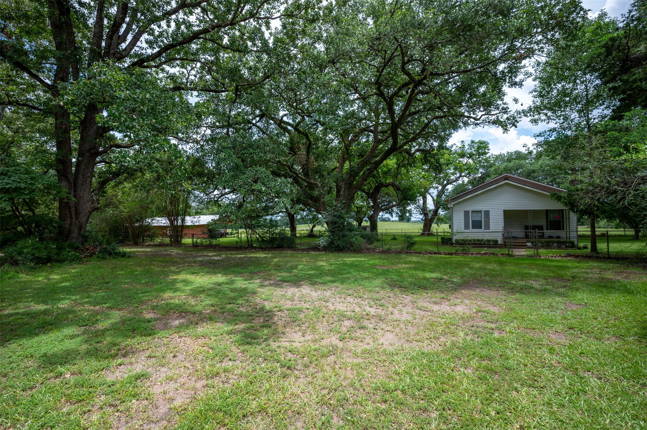 8176 Farm To Market 256 E Property Photo 1