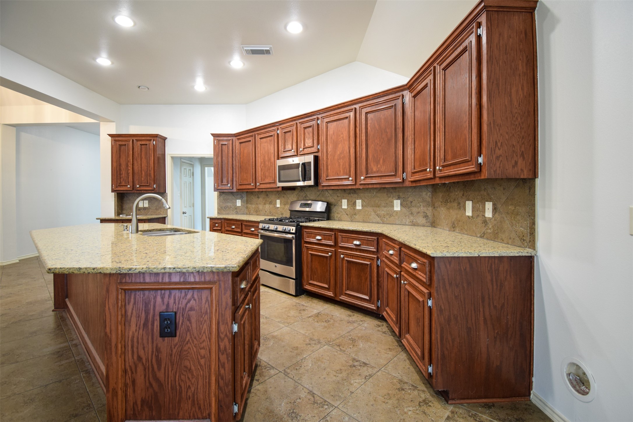 1511 Eden Meadows Drive Property Photo 19