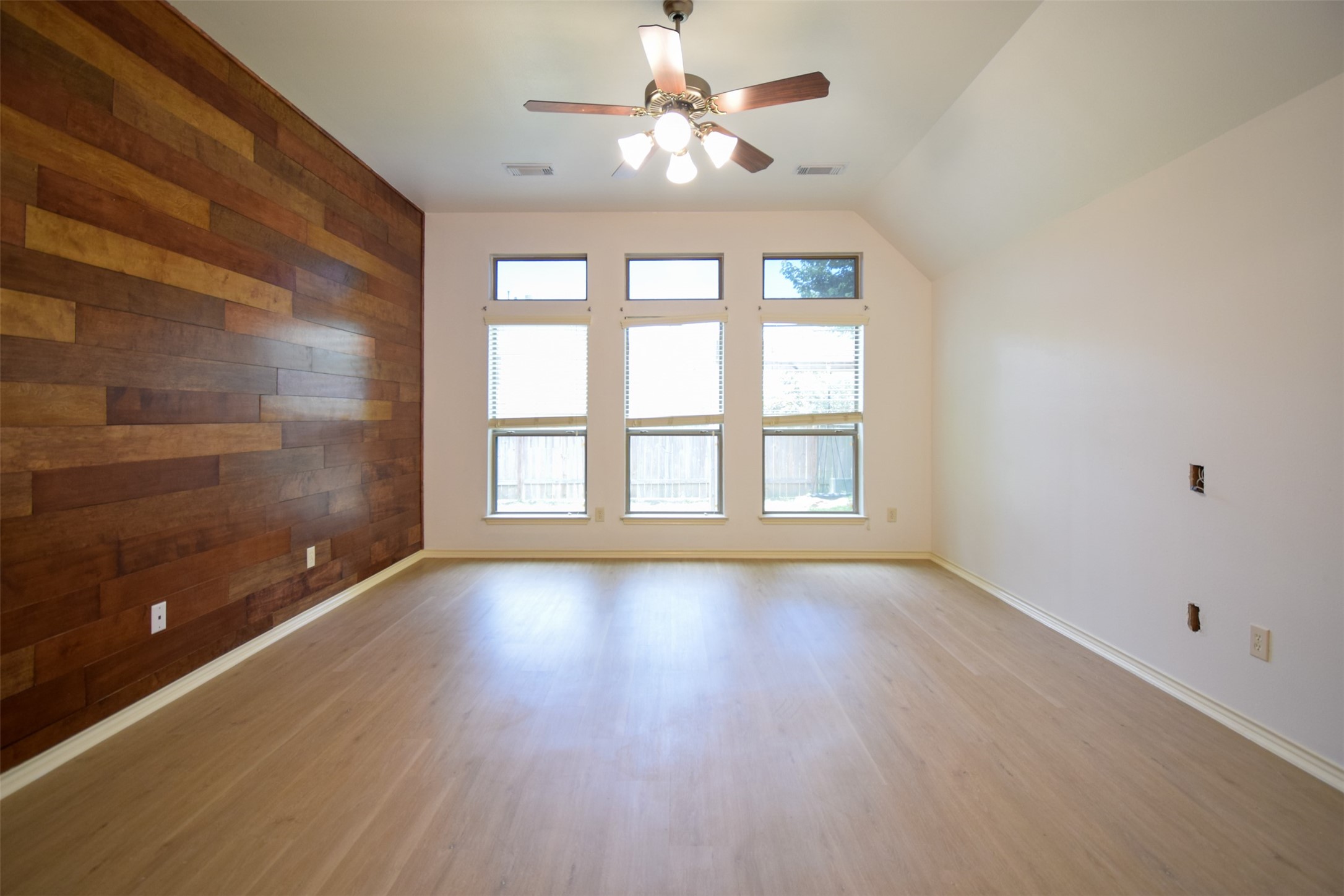 1511 Eden Meadows Drive Property Photo 20