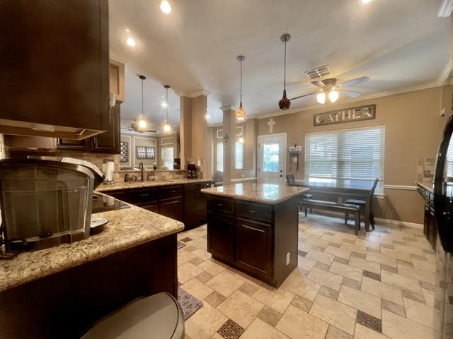 2030 Town Hill Drive Property Photo 16
