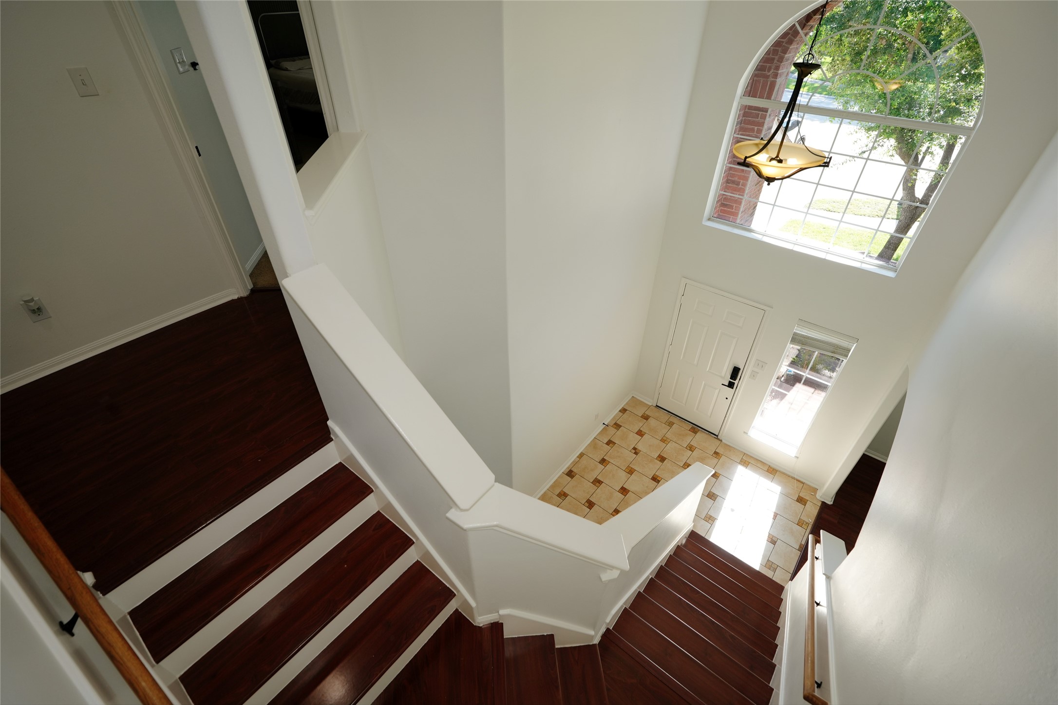 19202 Dickson Park Drive Property Photo 2