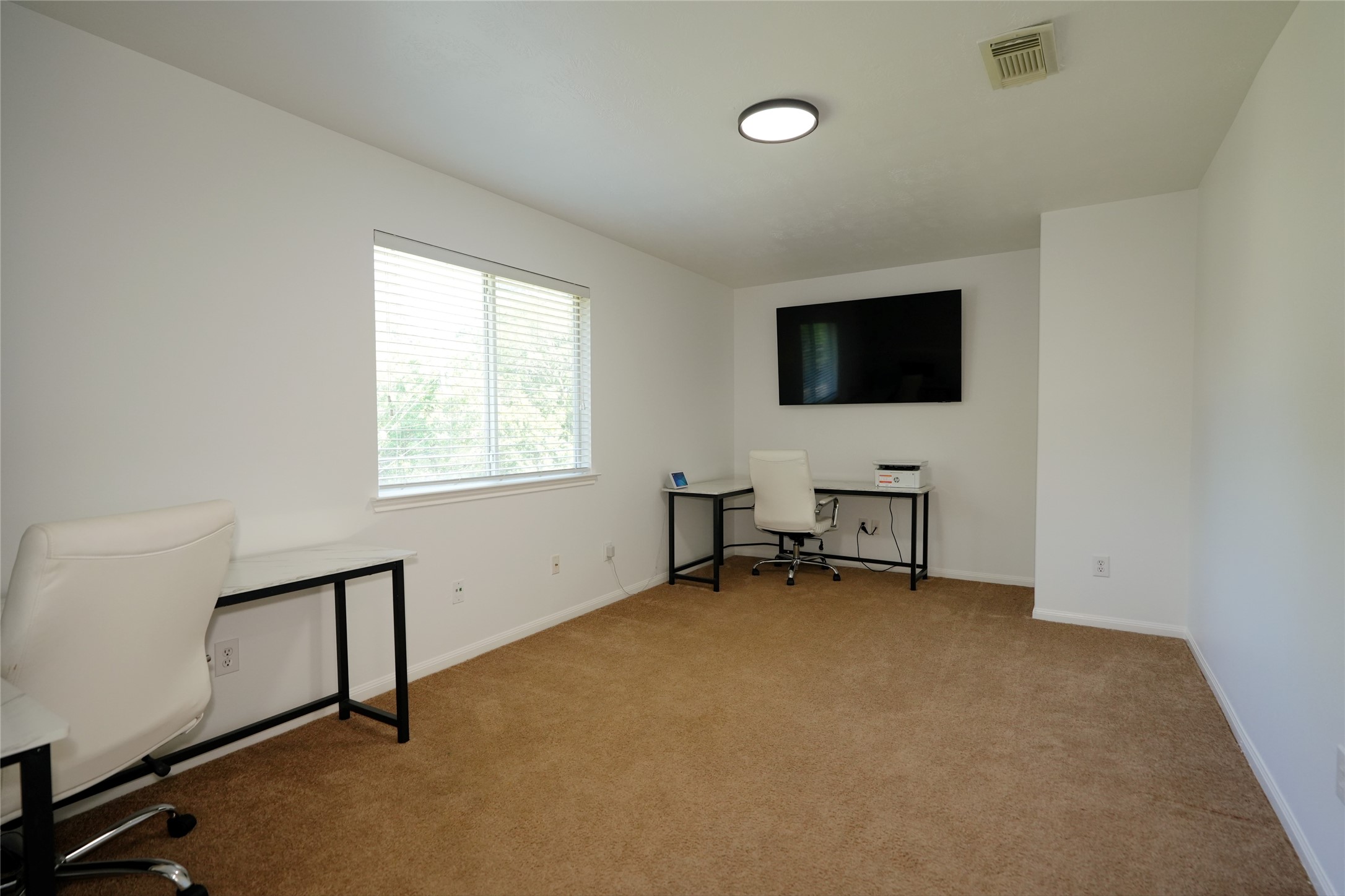 19202 Dickson Park Drive Property Photo 11