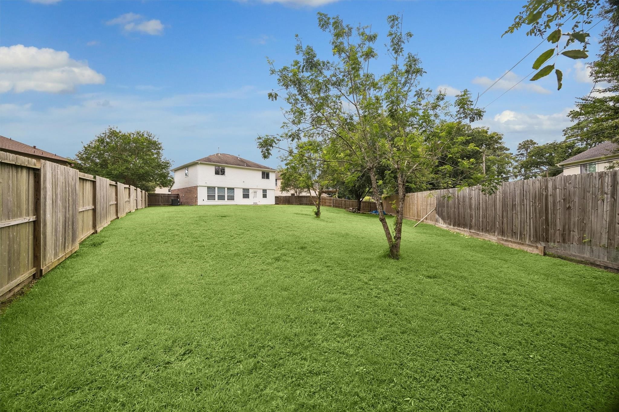 19202 Dickson Park Drive Property Photo 13