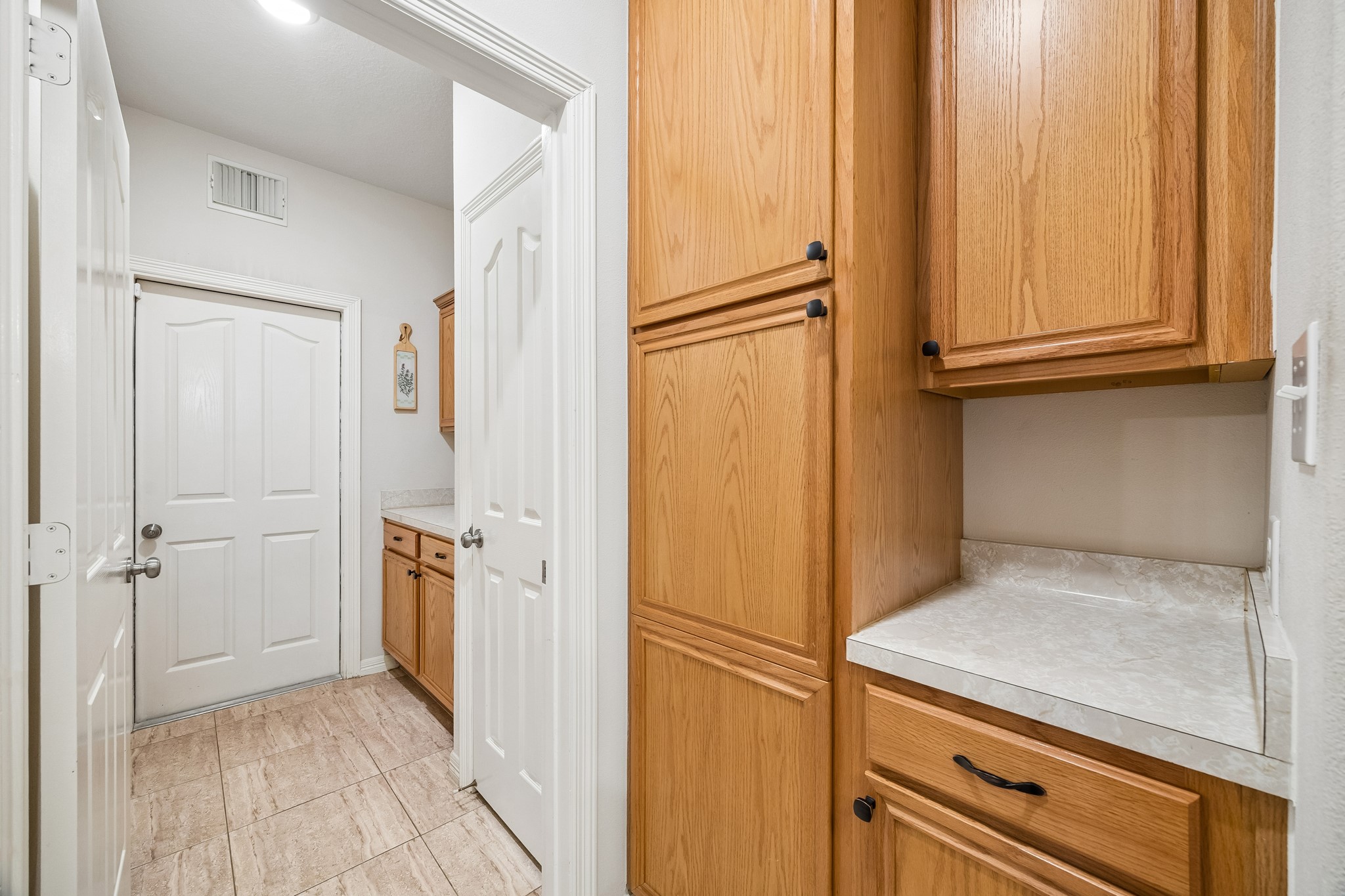 7618 N Linpar Court N Property Photo 10
