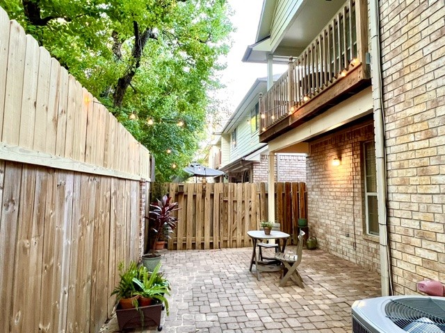 7618 N Linpar Court N Property Photo 30
