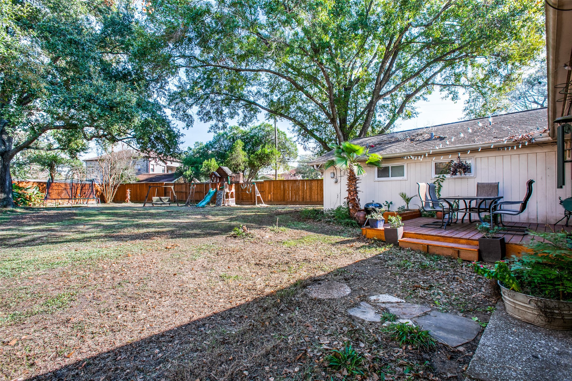 8503 Manhattan Drive Property Photo 40