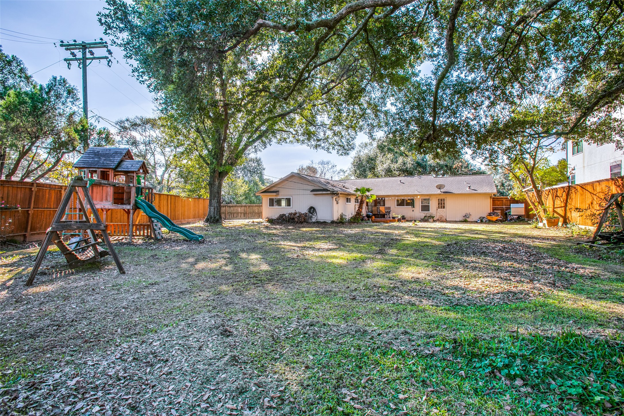 8503 Manhattan Drive Property Photo 42