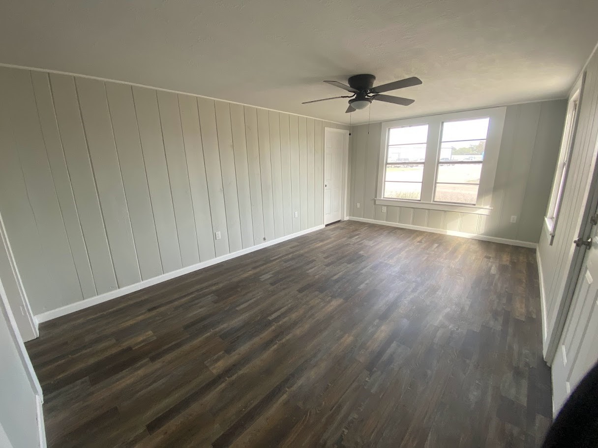 607 S Main Street A Property Photo 2
