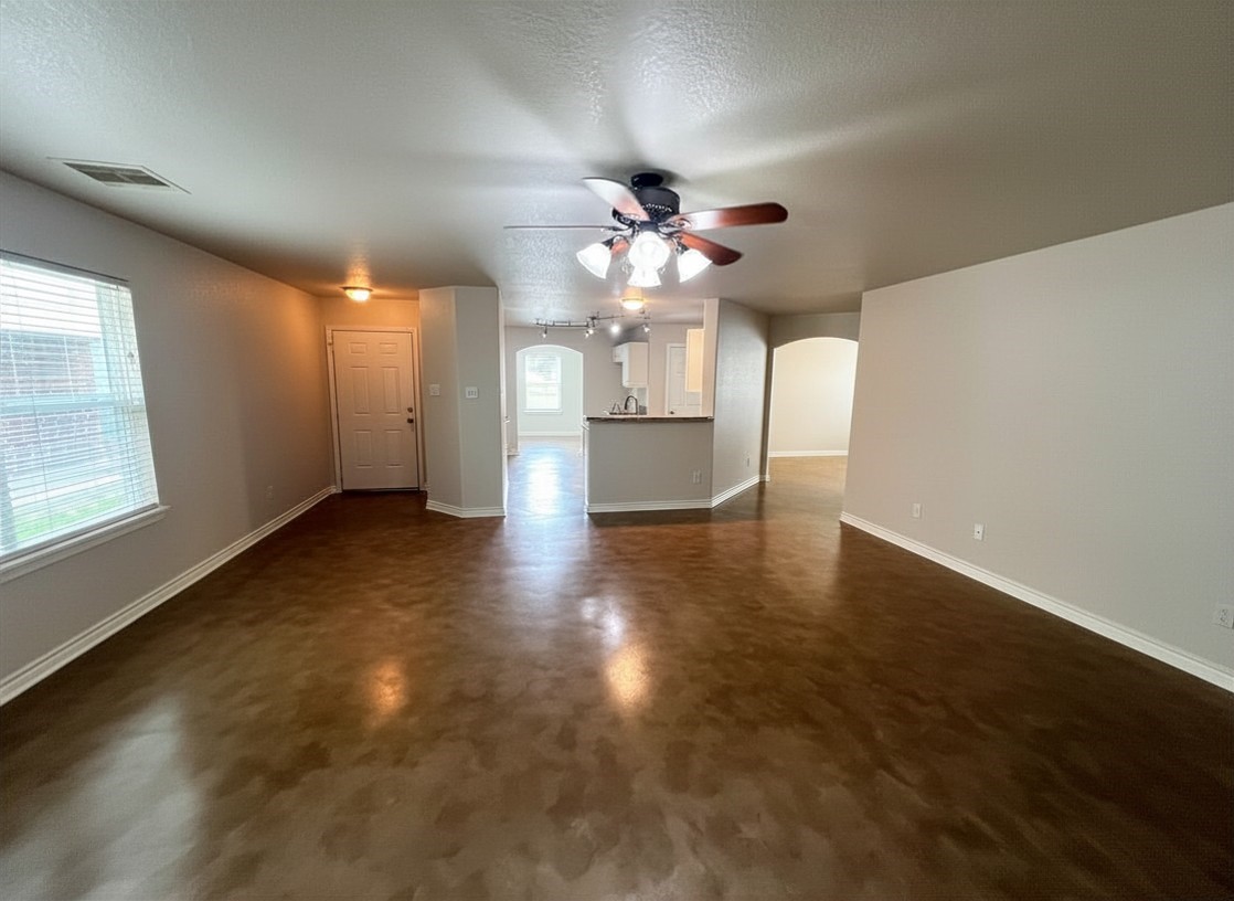 9949 Kingfisher Drive Property Photo 7