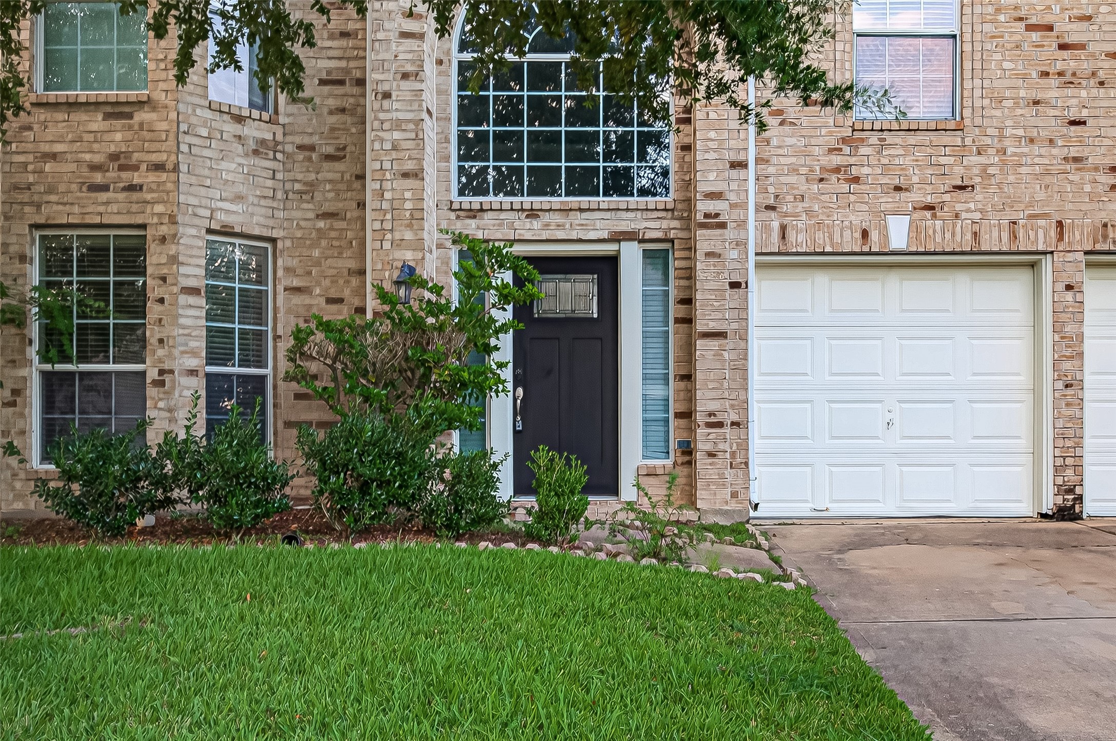 22118 Cassini Court Property Photo 5