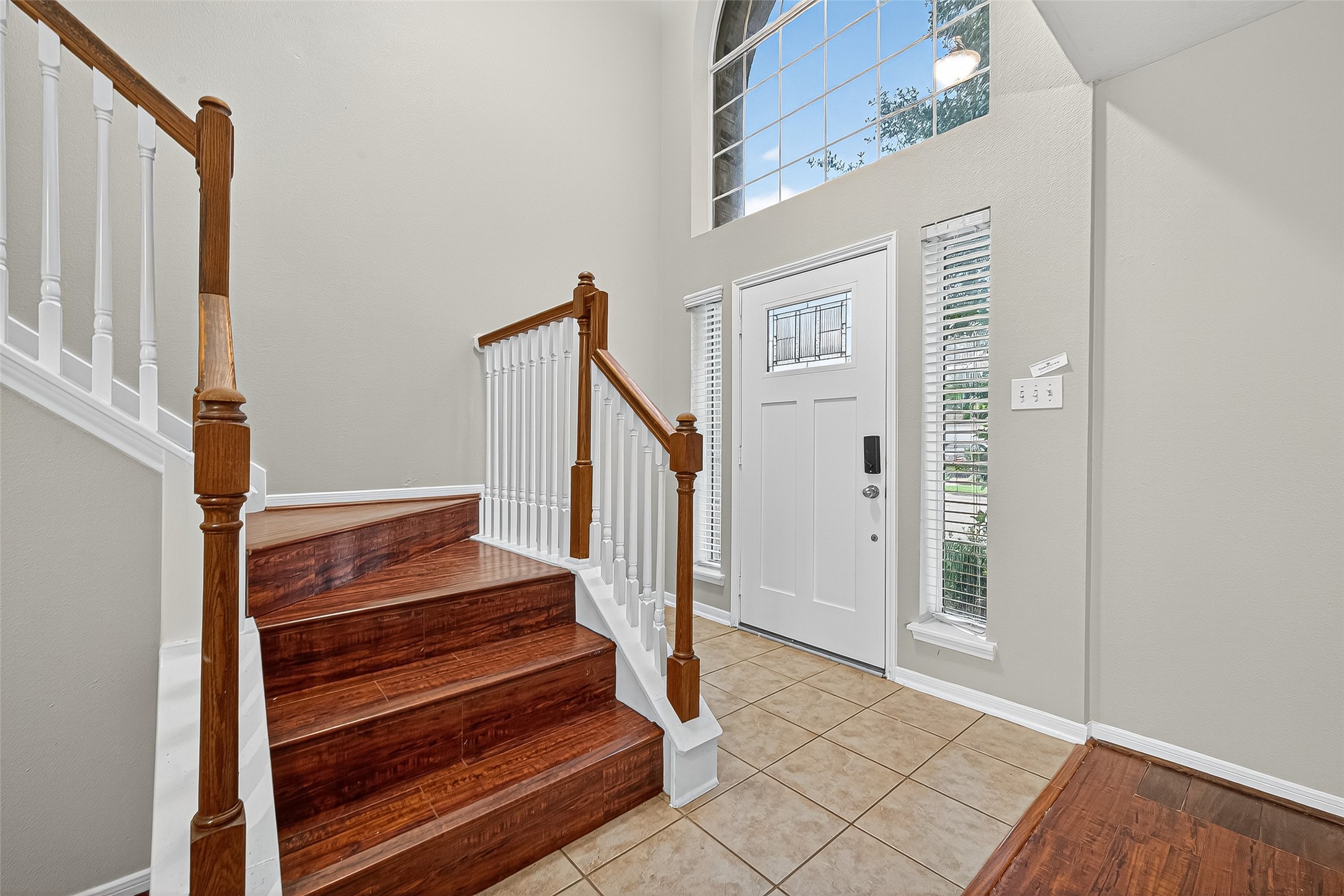 22118 Cassini Court Property Photo 6