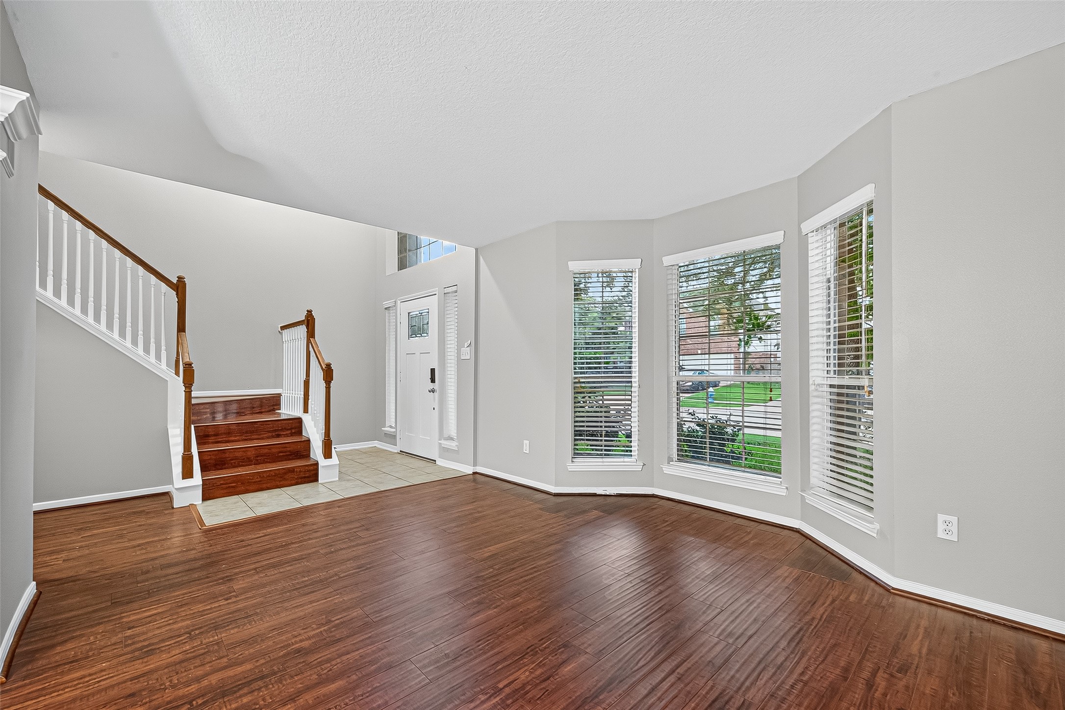 22118 Cassini Court Property Photo 10