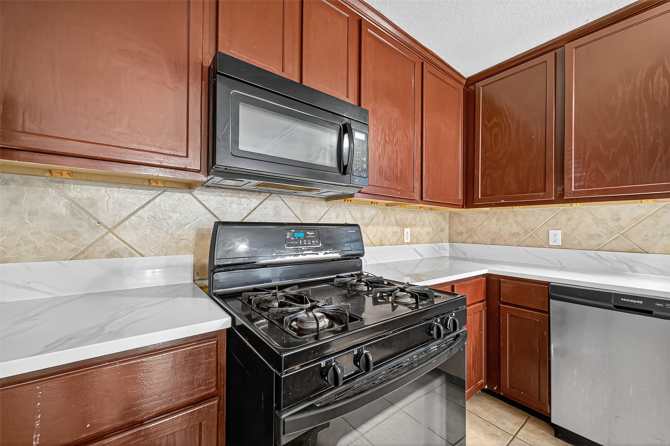 22118 Cassini Court Property Photo 24