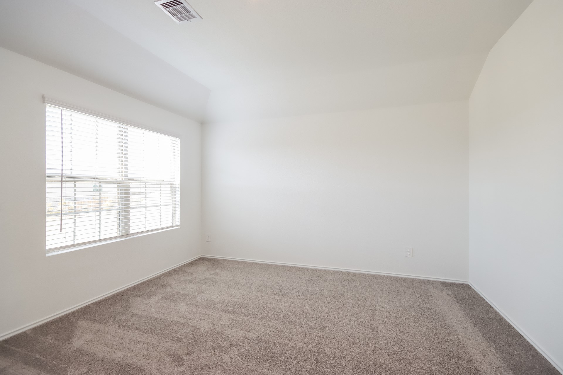 3731 Solanum Drive Property Photo 10