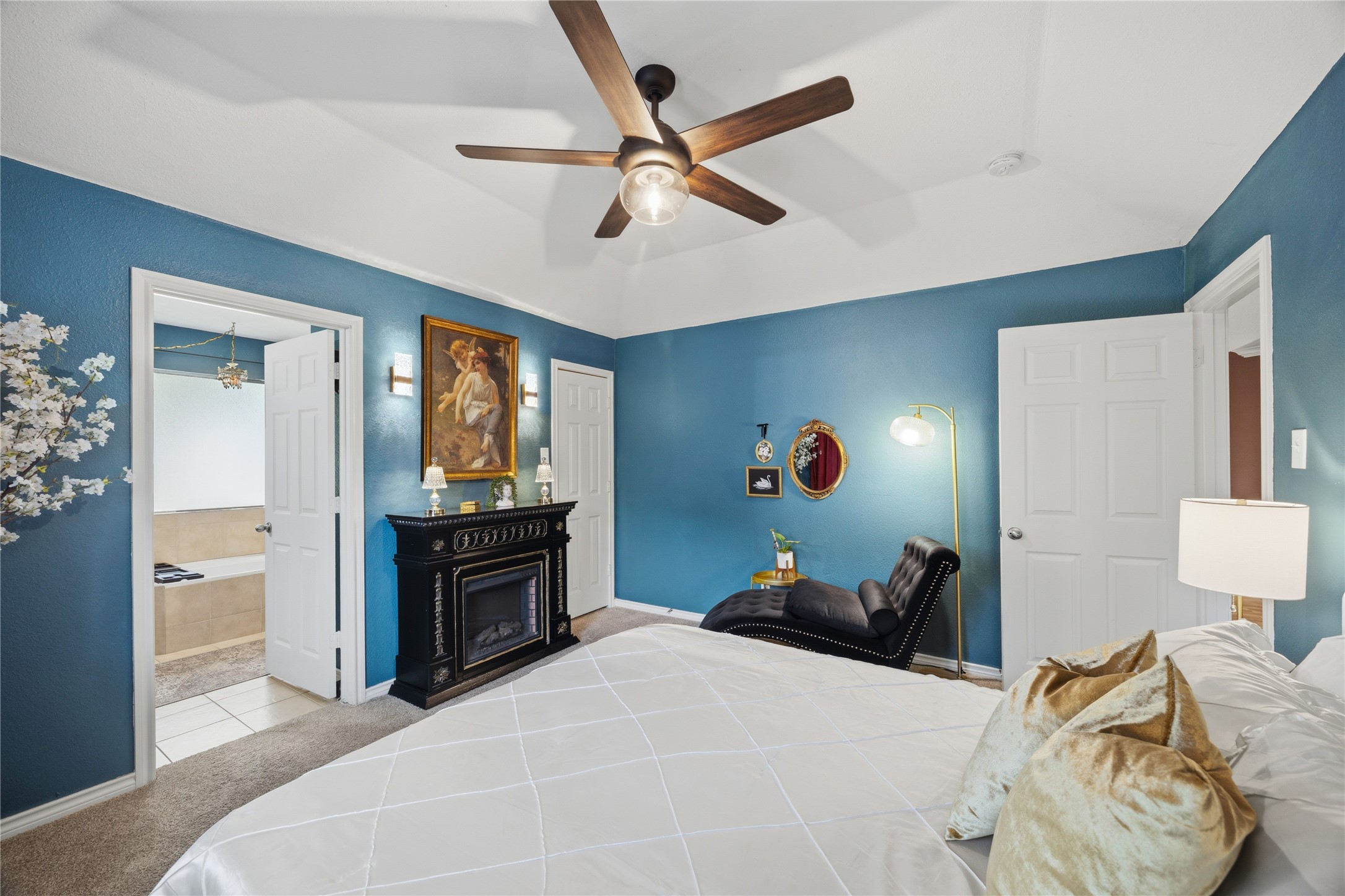 15914 Castaway Court Property Photo 29