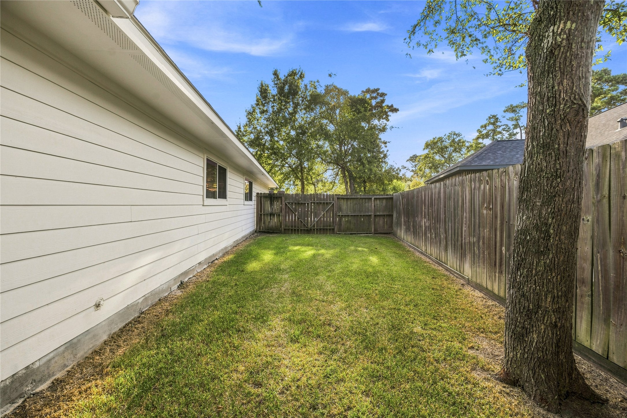 15914 Castaway Court Property Photo 43