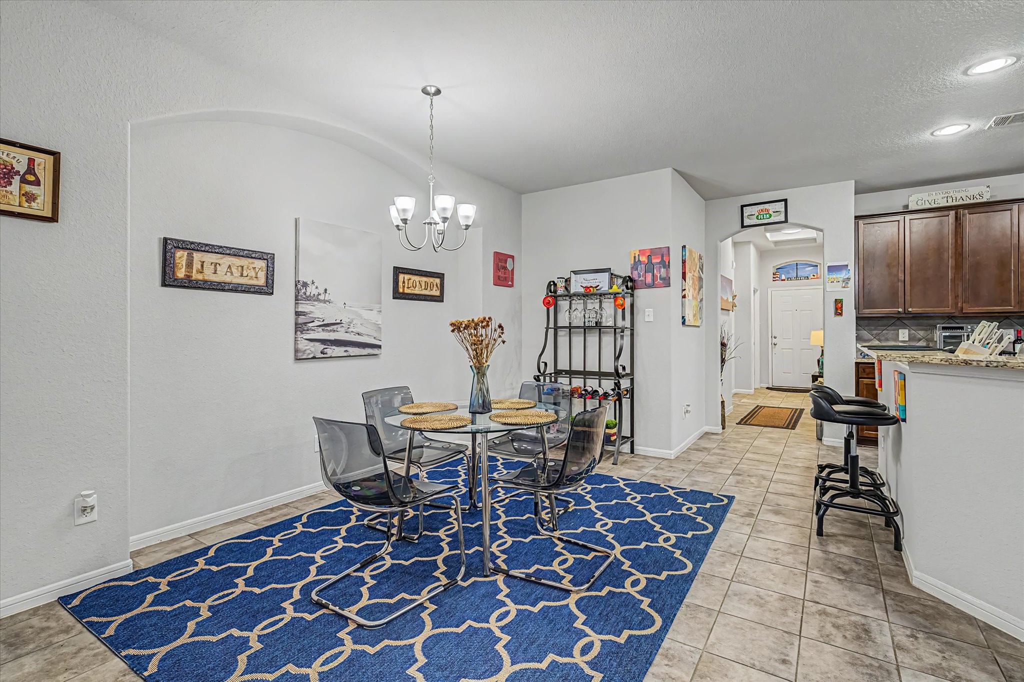 16534 Twinwalker Drive Property Photo 3