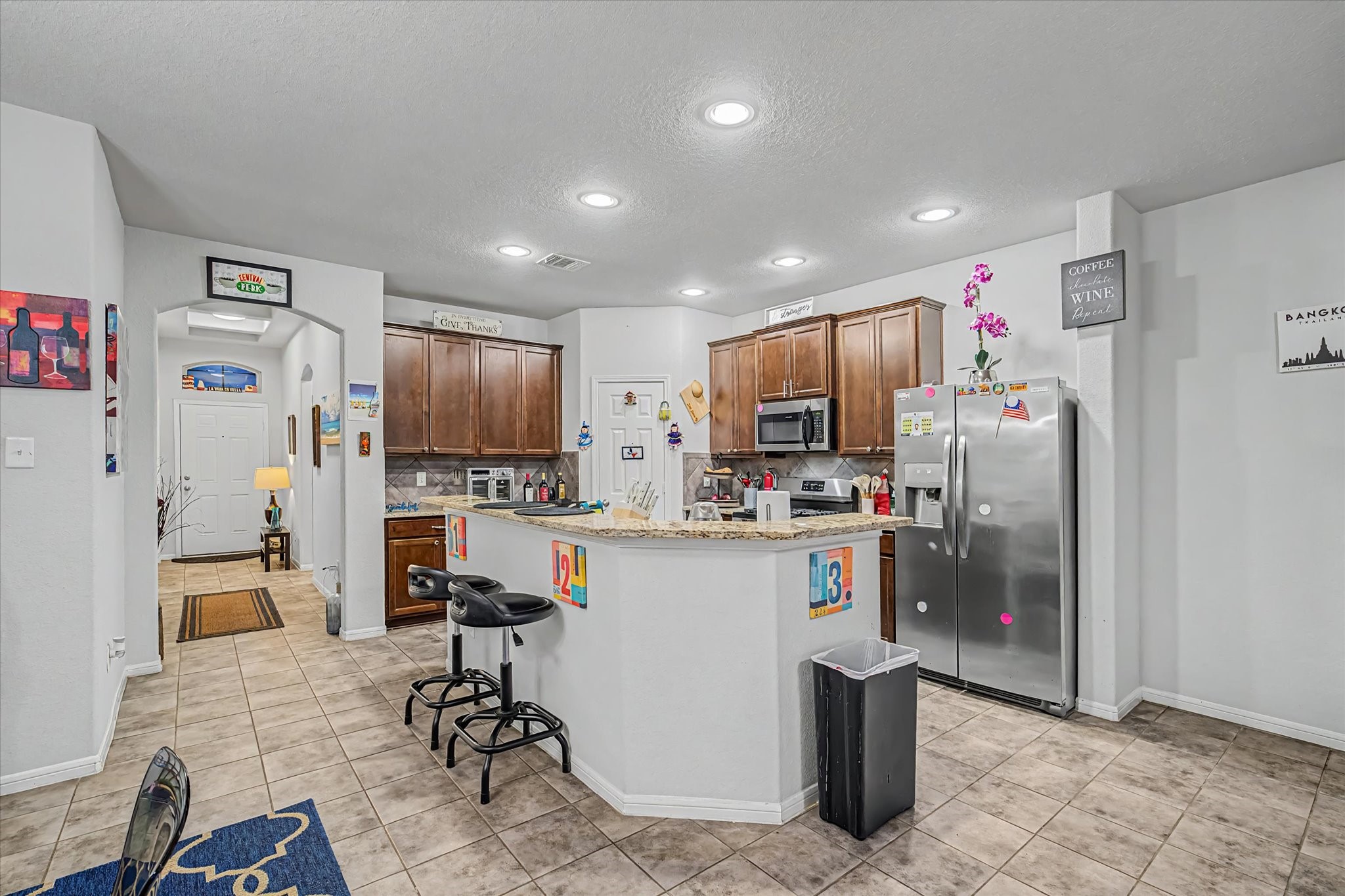 16534 Twinwalker Drive Property Photo 4