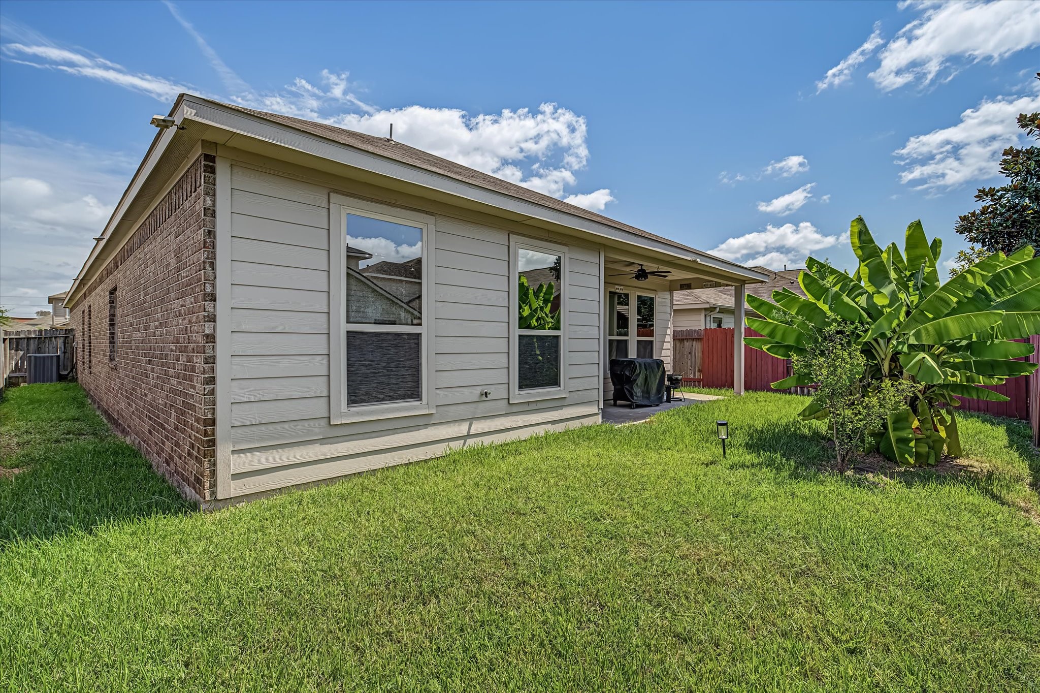 16534 Twinwalker Drive Property Photo 27