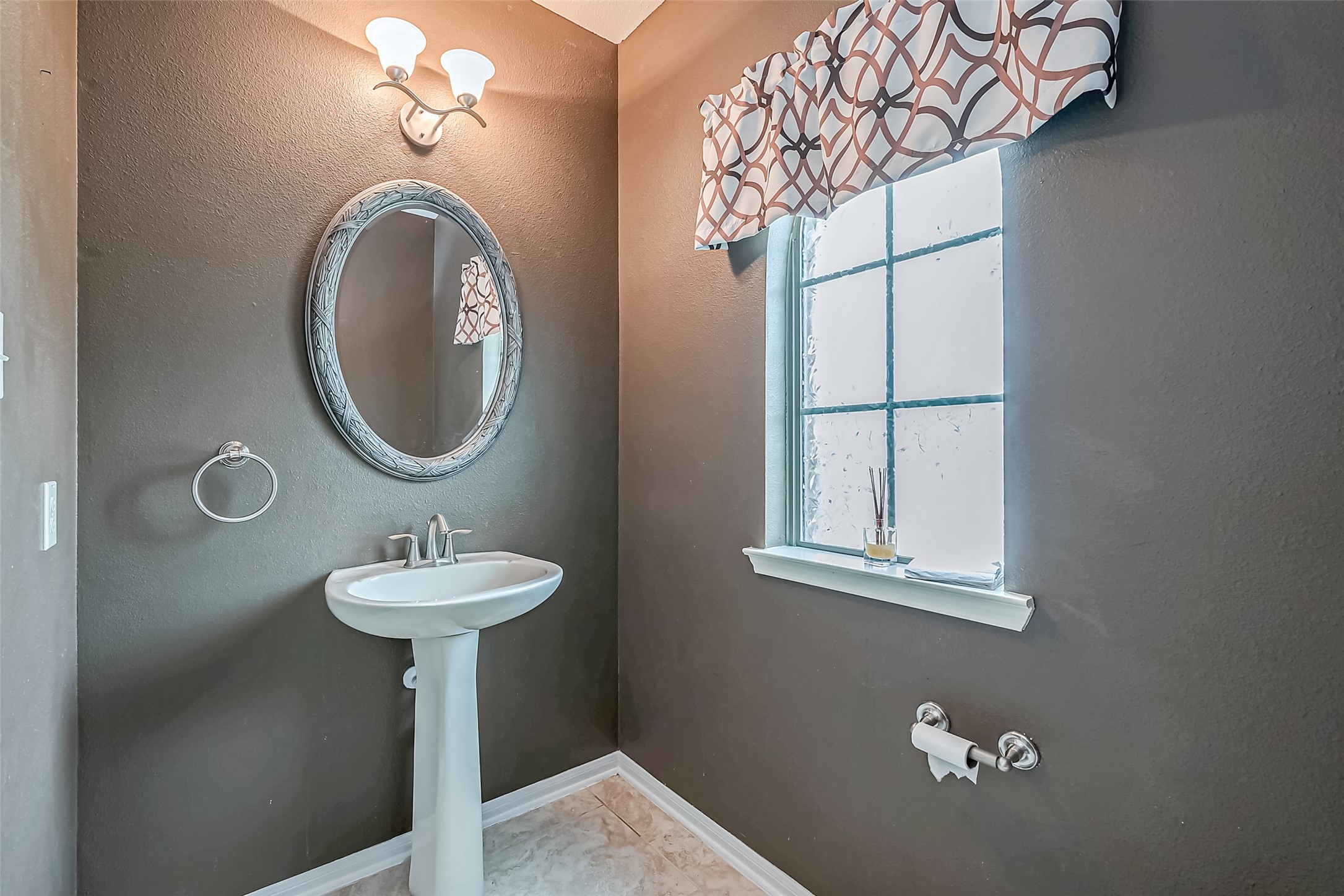 4403 Matagorda Lakes Drive Property Photo 6