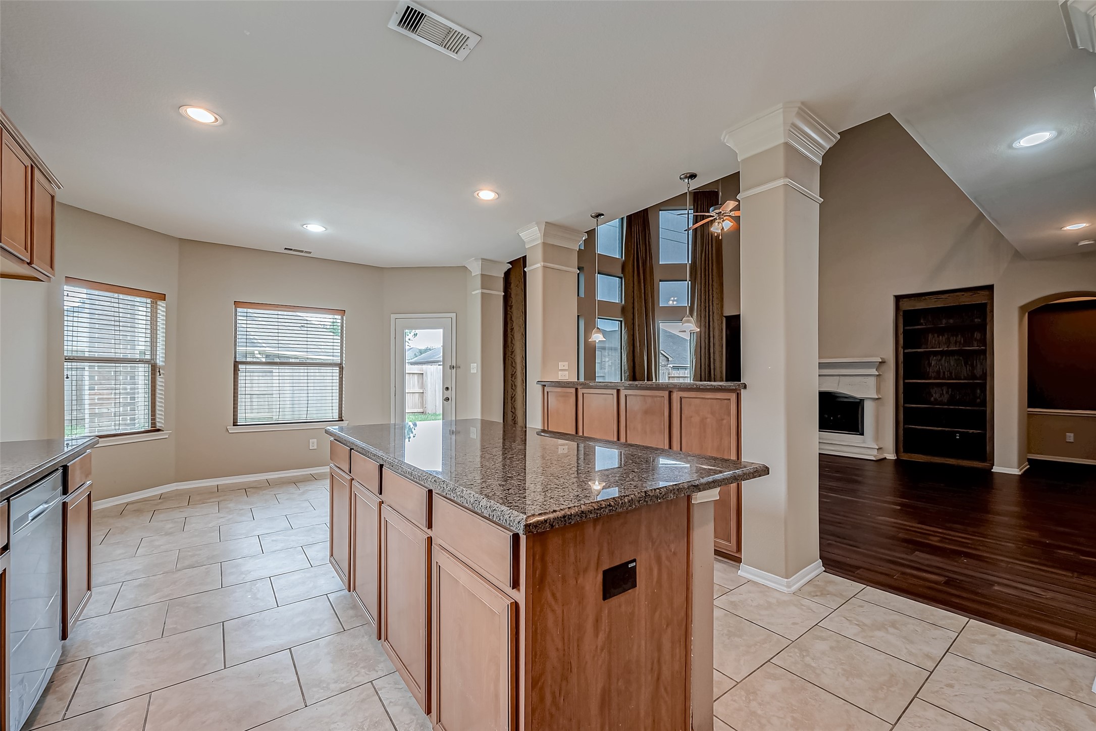 4403 Matagorda Lakes Drive Property Photo 12