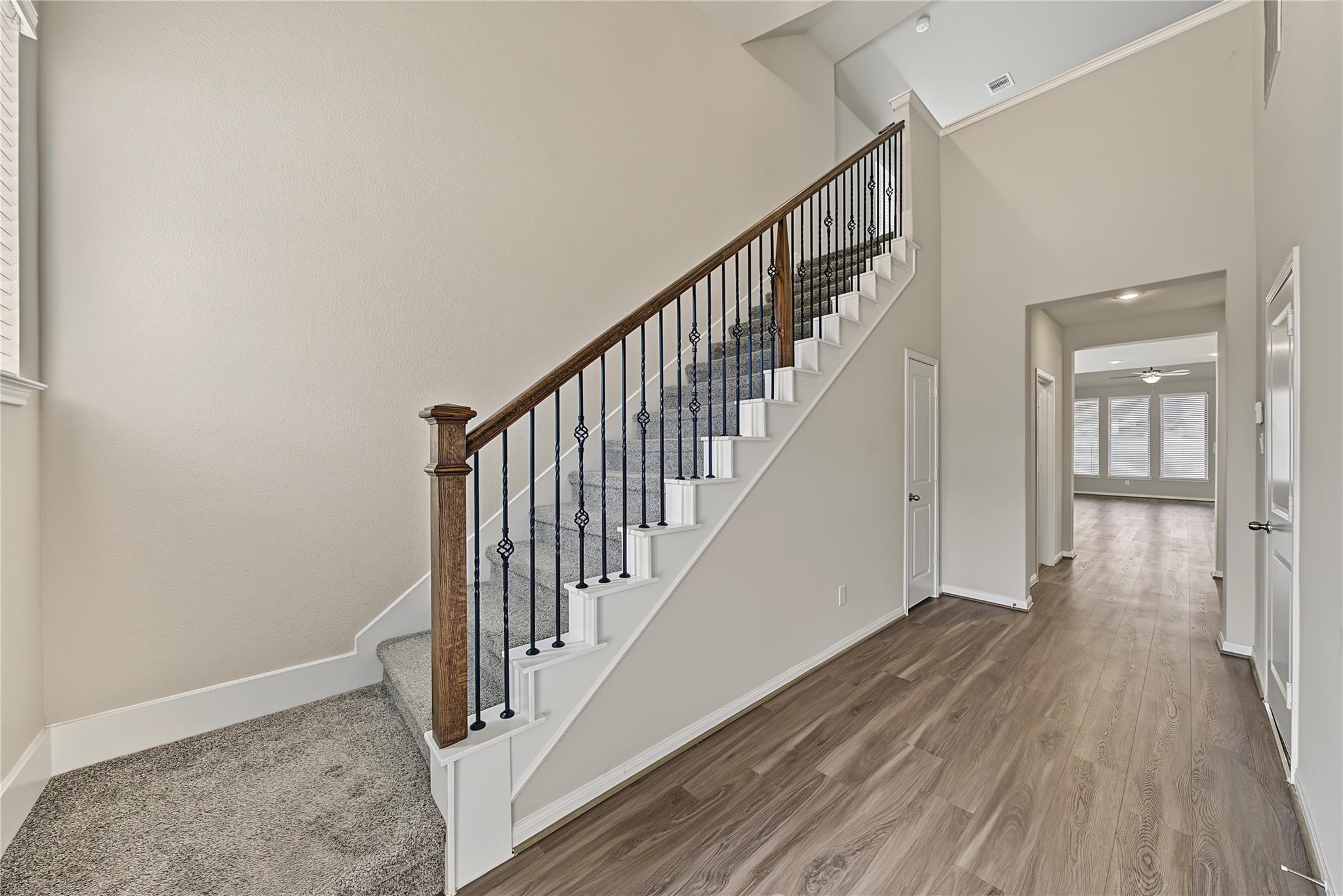 8719 Arbor Trail Drive, Missouri City Tx 77459 Property Photo 4