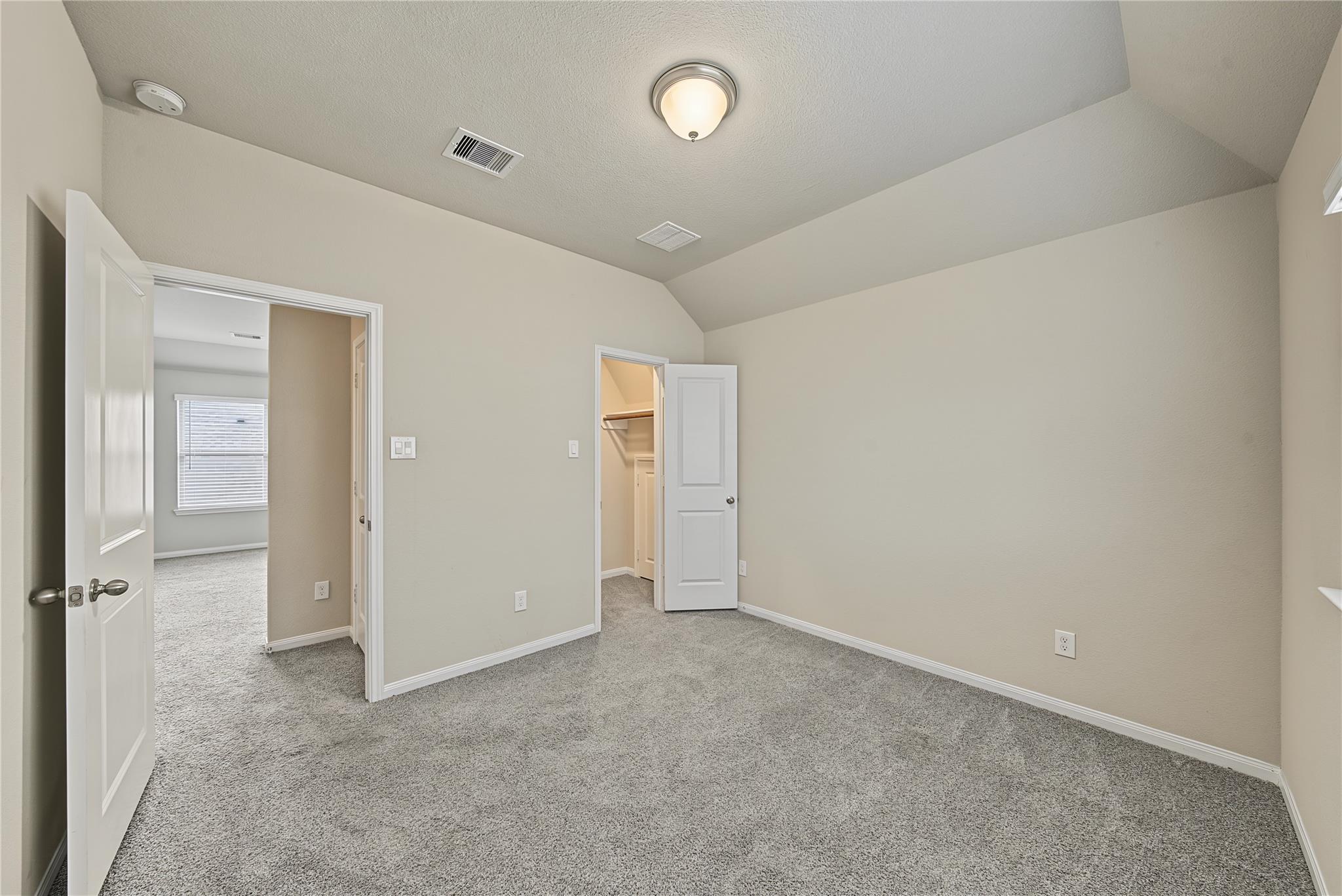 8719 Arbor Trail Drive Property Photo 34