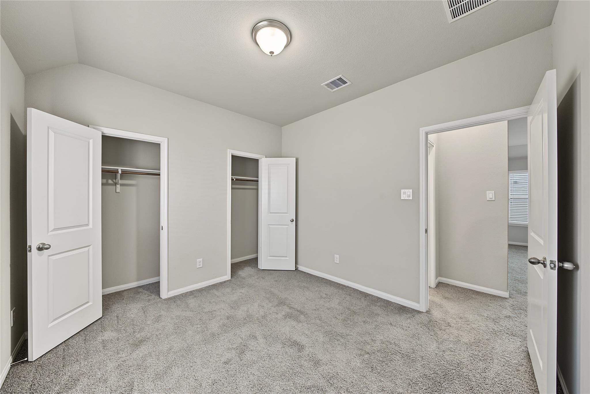 8719 Arbor Trail Drive Property Photo 35
