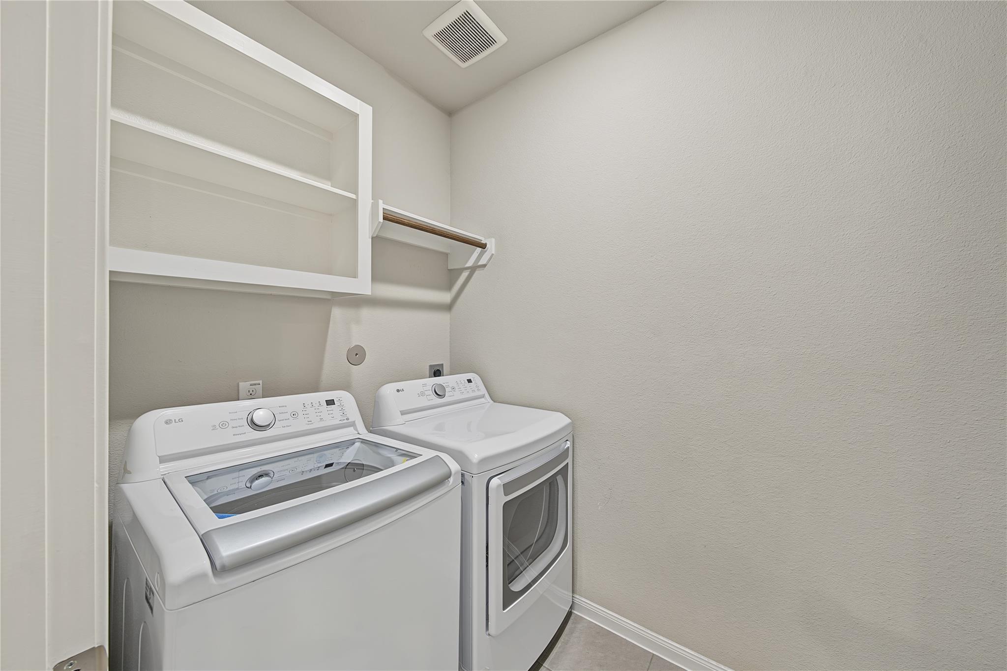 8719 Arbor Trail Drive Property Photo 37
