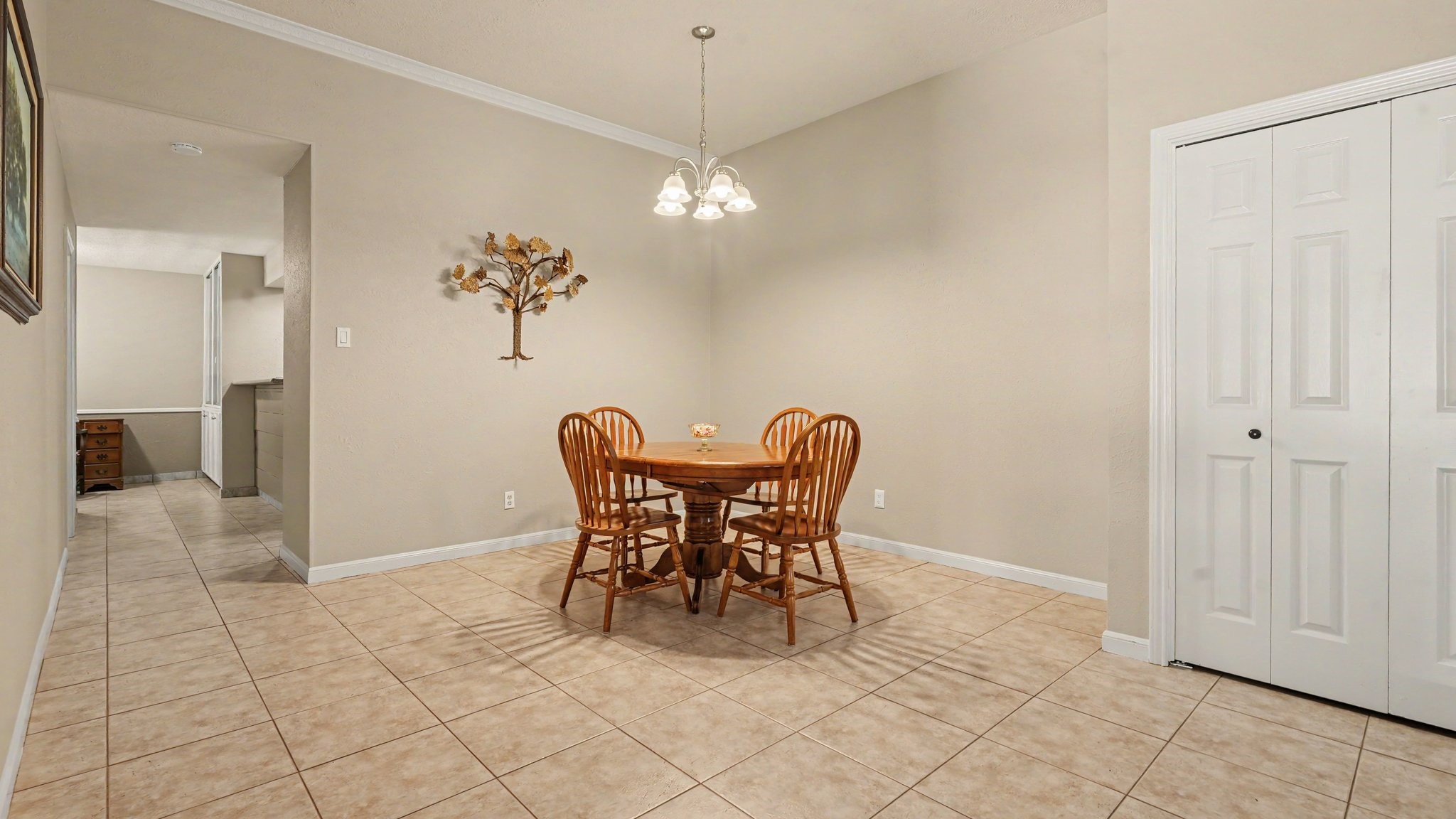 43 Wellington Park Property Photo 10