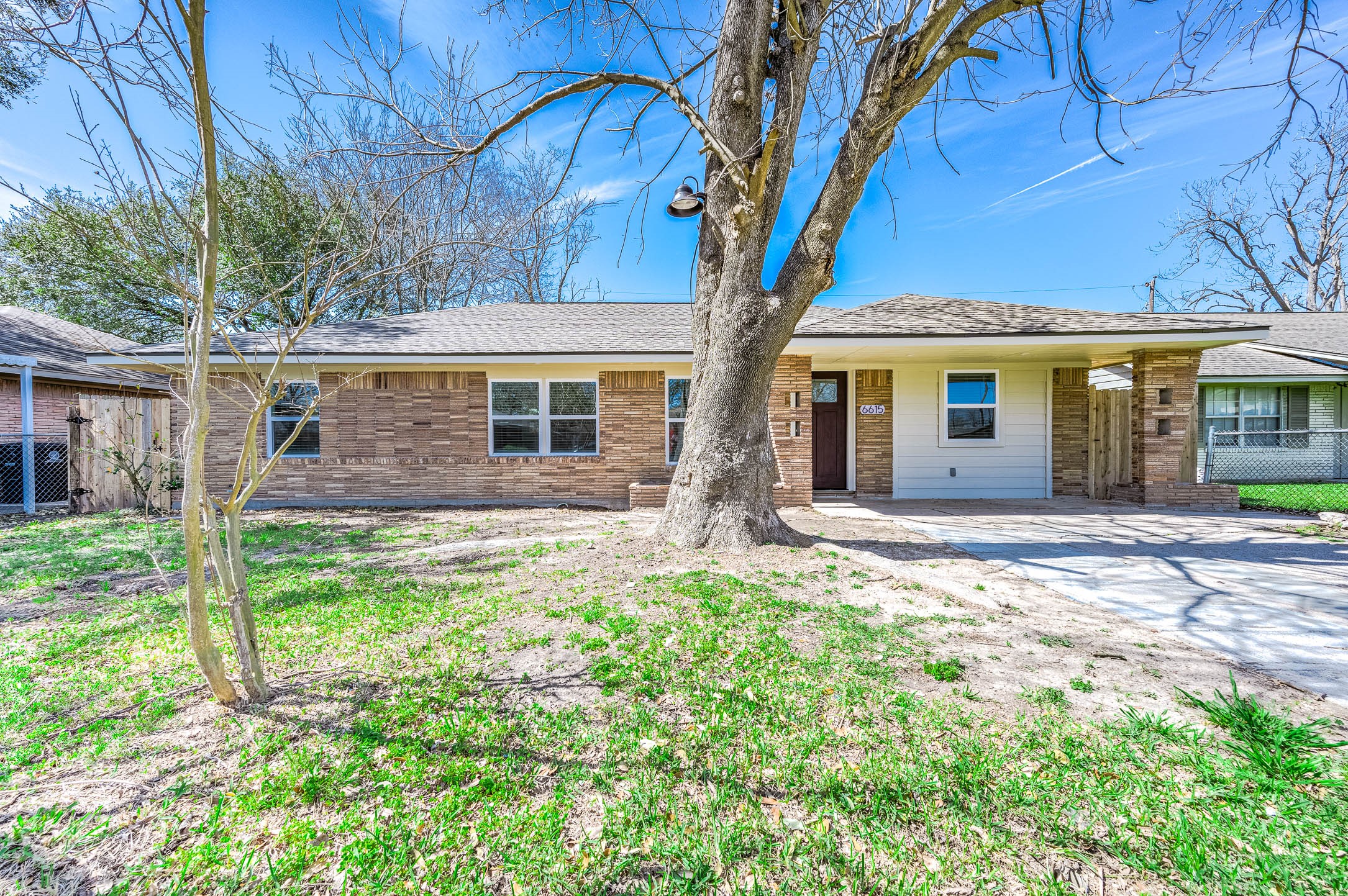 6615 Dewville Lane Property Photo