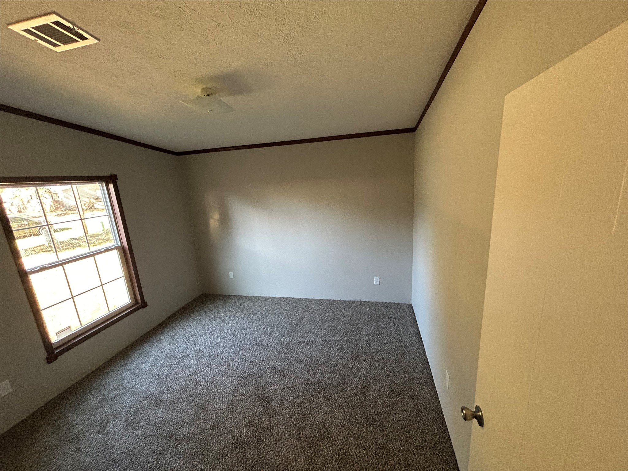239 Saint Lucia Ln Property Photo 5