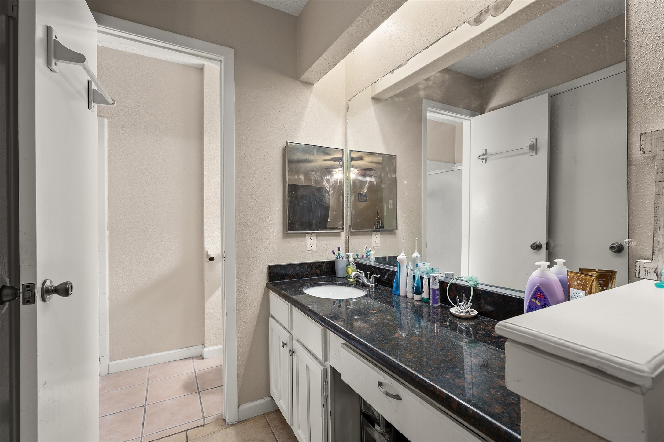 9838 Rocky Hollow Road Property Photo 8
