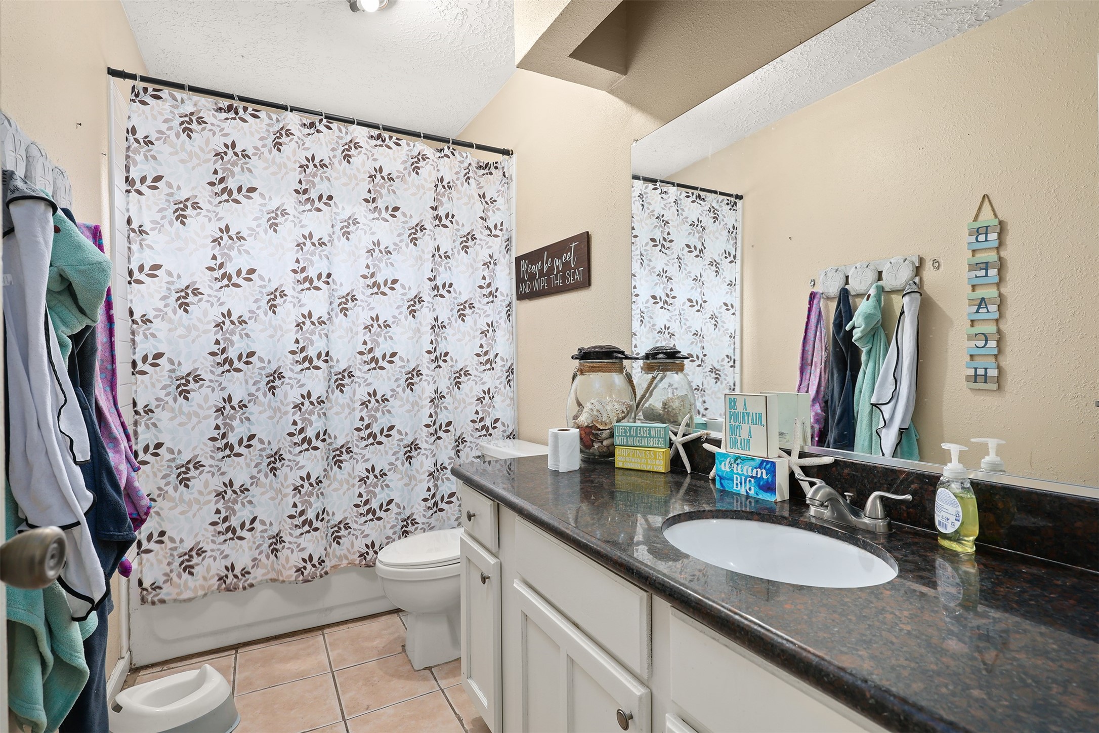 9838 Rocky Hollow Road Property Photo 9