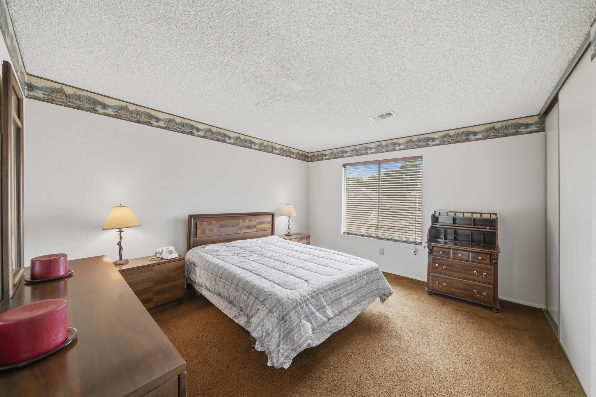 1802 Foxlake Drive Property Photo 13