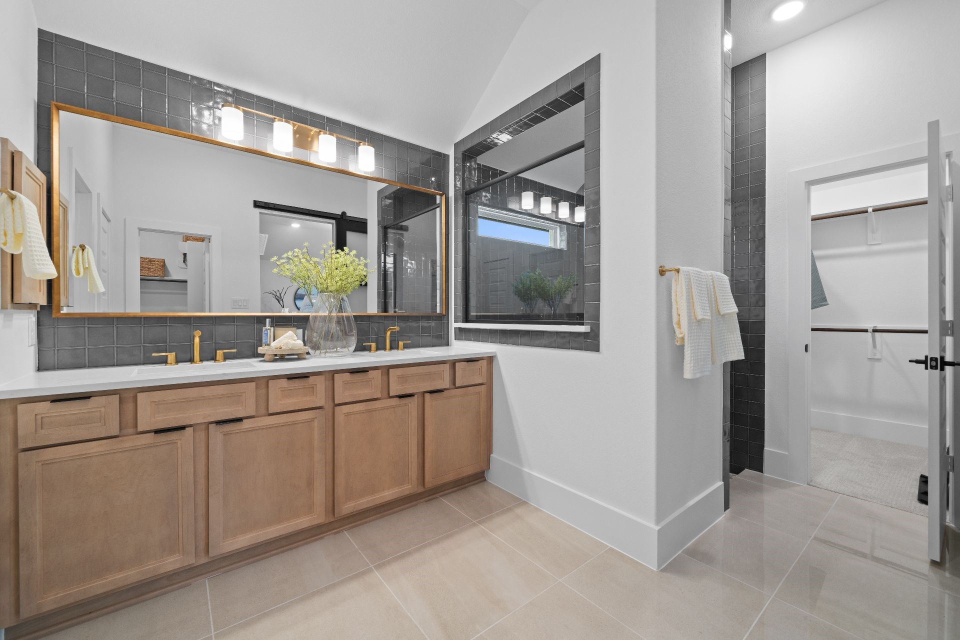 9358 Cordial Circle Property Photo 6