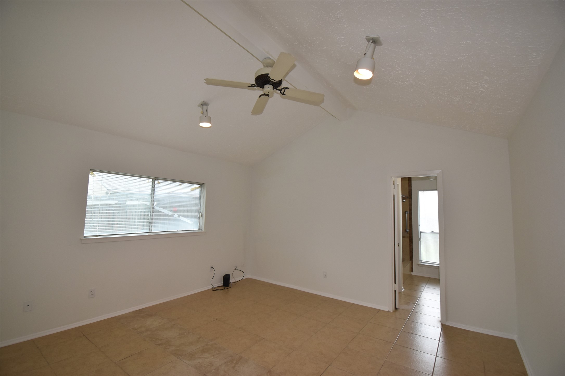 8006 Marisol Drive Property Photo 22