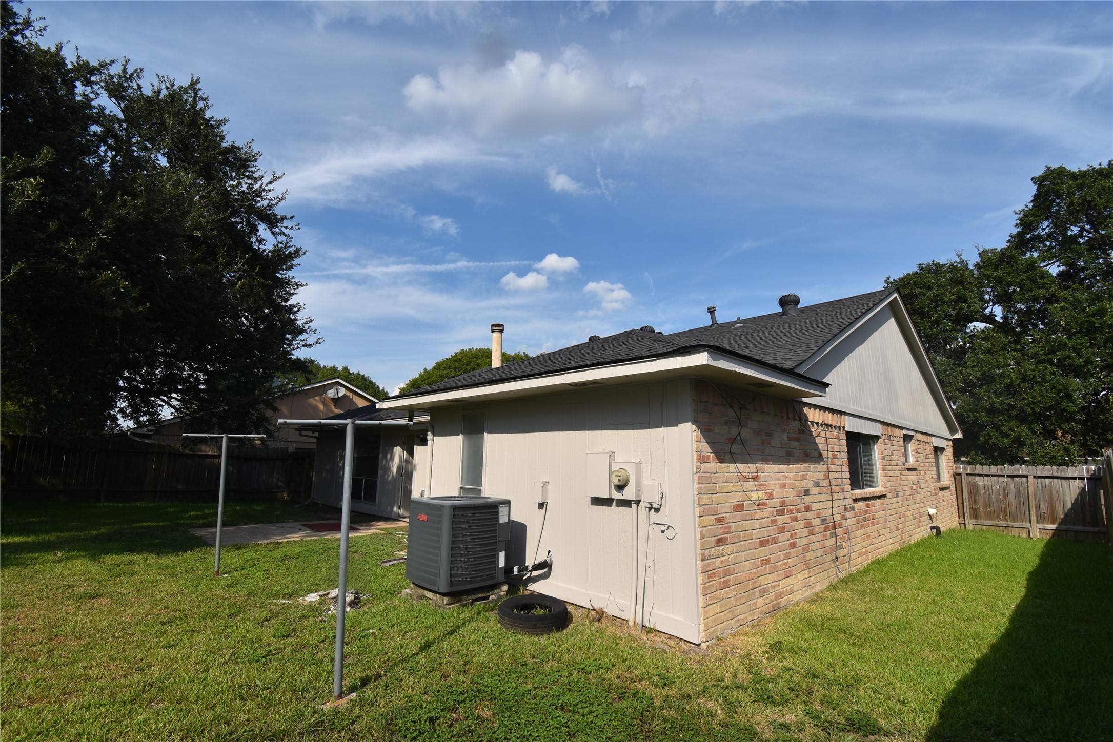 8006 Marisol Drive Property Photo 32