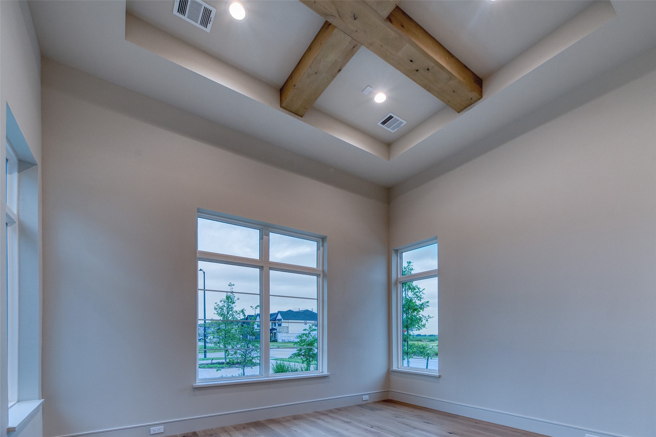 10703 Foundation Way Property Photo 17