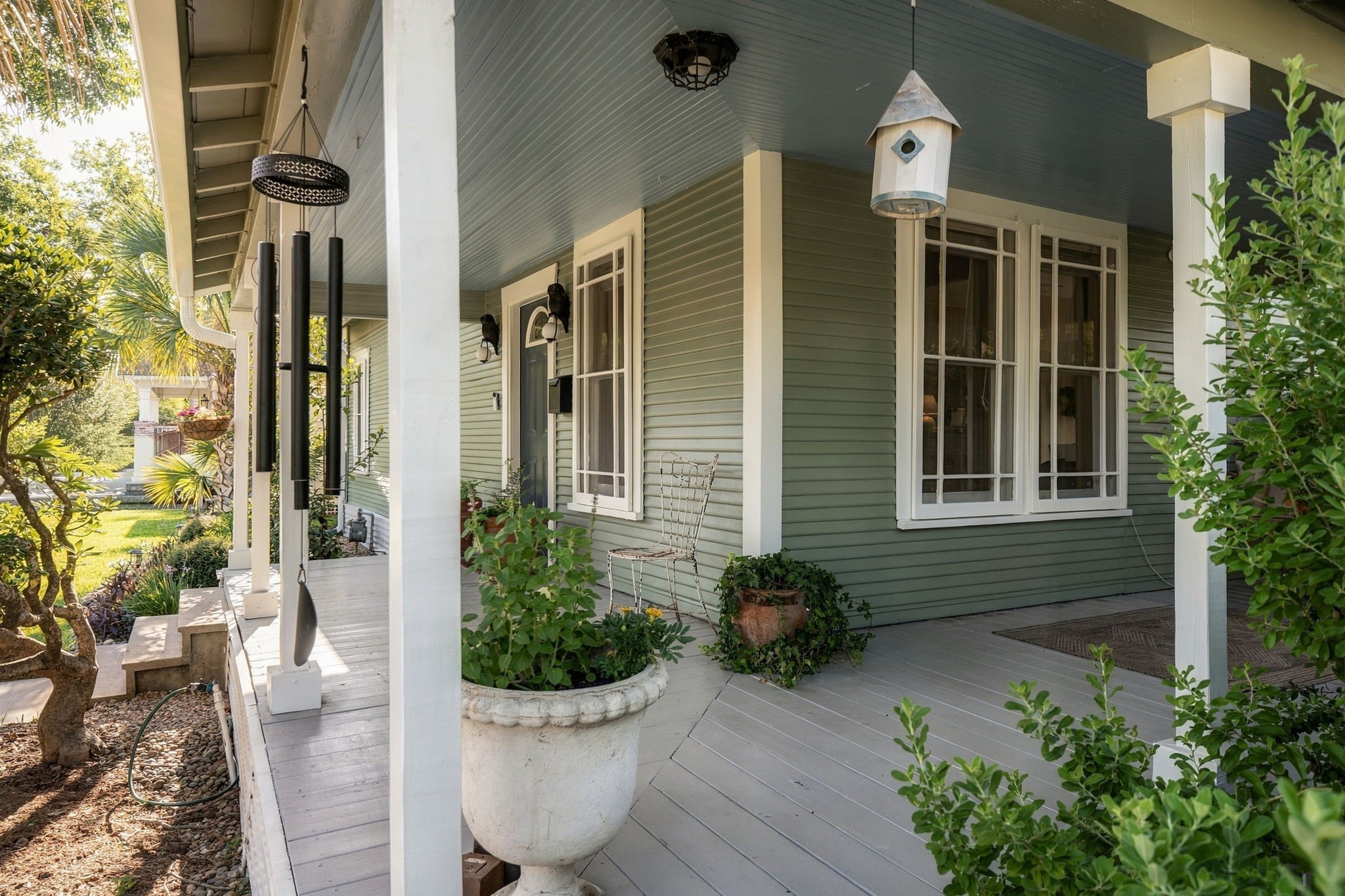 1039 Louise Street Property Photo 3