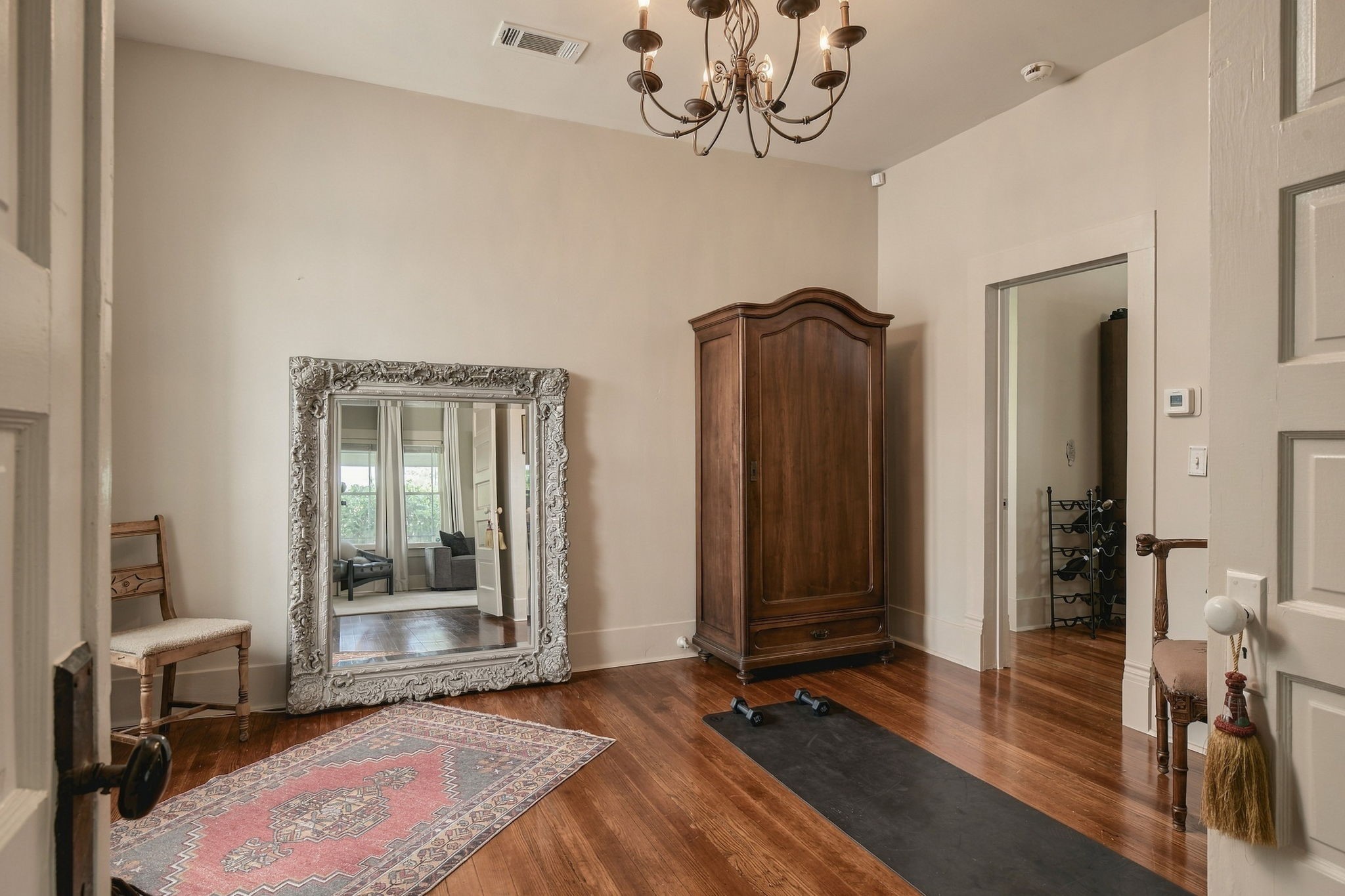 1039 Louise Street Property Photo 18
