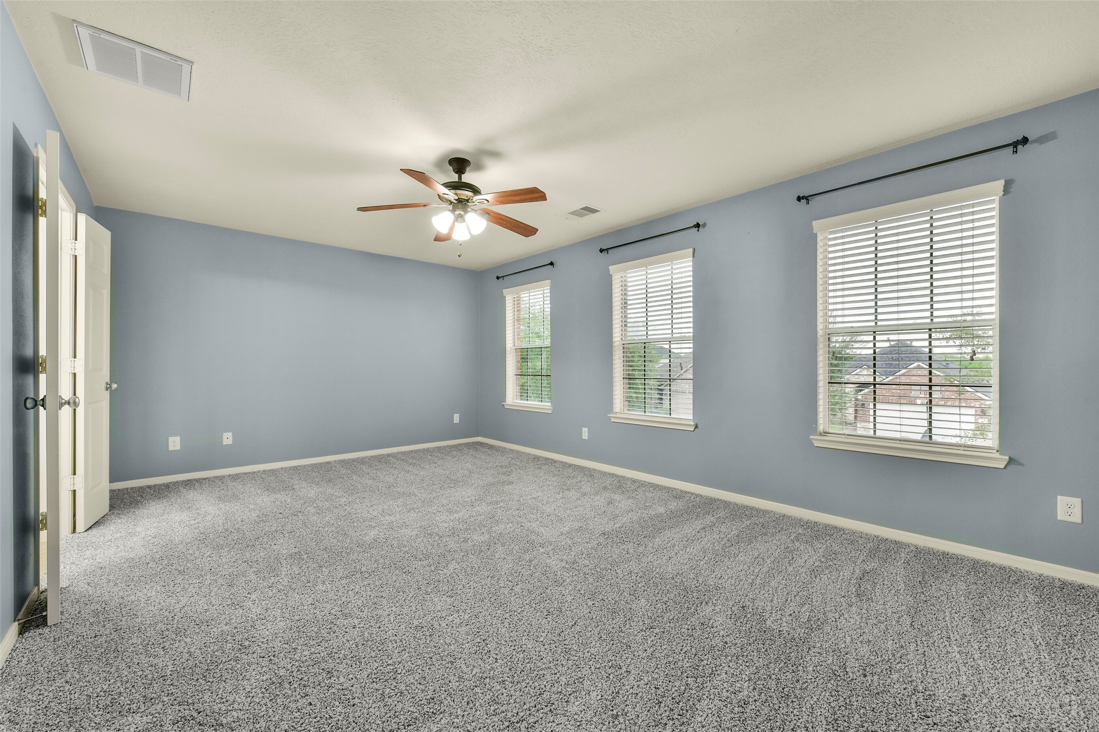 4602 E Meadow Drive Property Photo 14