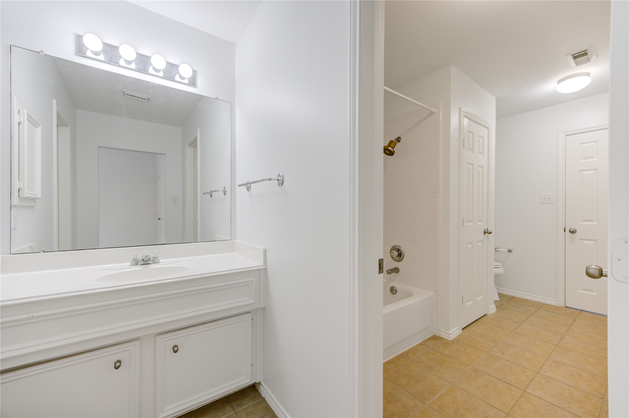 4426 Desert Cliff Court Property Photo 29