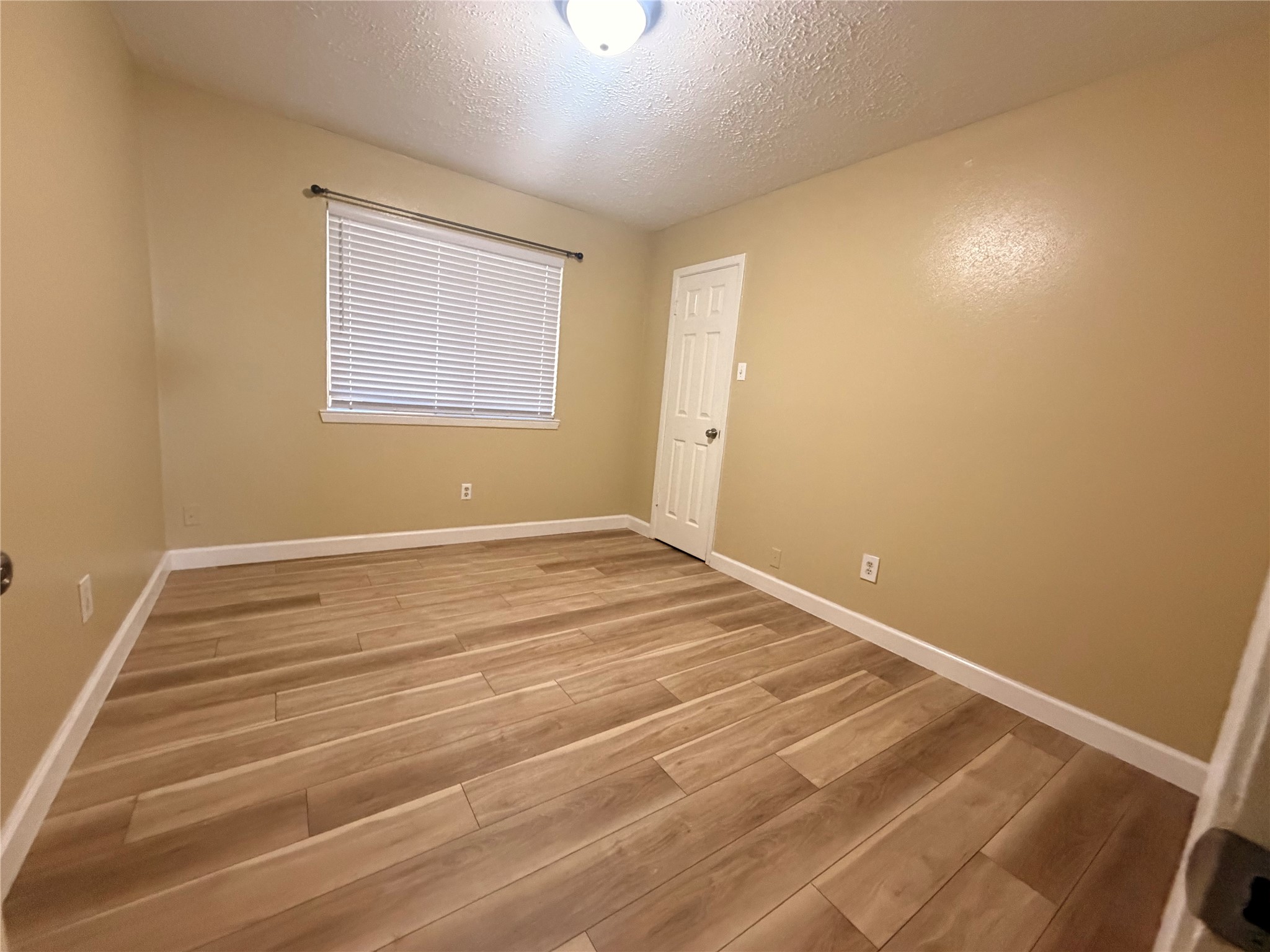 17010 Sunview Court Property Photo 7