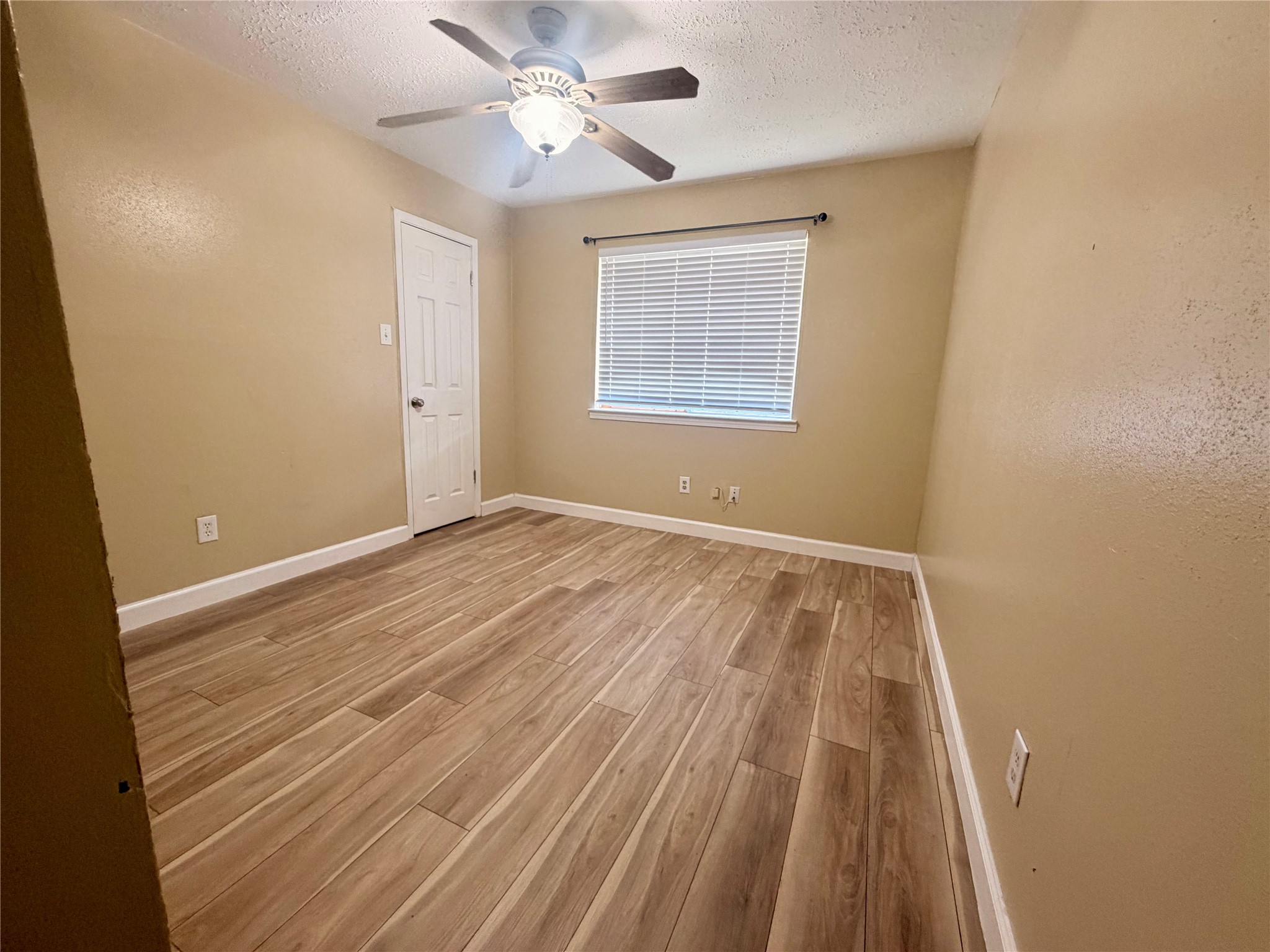 17010 Sunview Court Property Photo 10